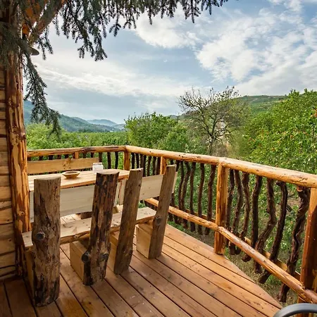 Baumhaus 度假居 *